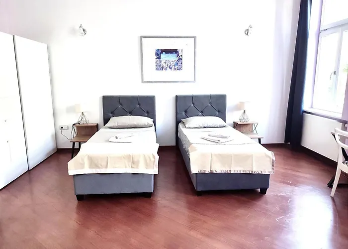 Apartment Illyria, With A Large Terrace - Zagreb, Downtown