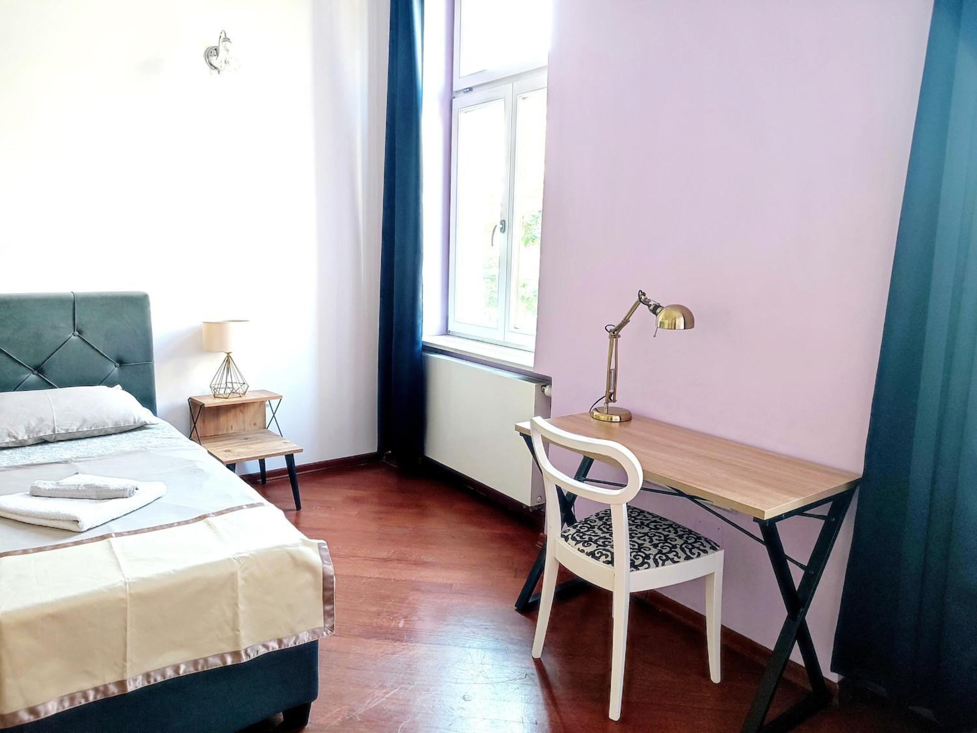Illyria, With A Large Terrace - Zagreb, Downtown *